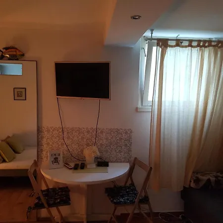 Apartment Otto E Mezzo *